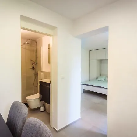 Apartment Family House Grey *